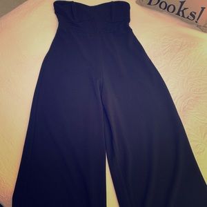 Super Cute Romper! 🖤